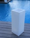 Jardiniere lumineuse hole l 35x35 x h 110 blanc translucide + eclairage filaire blanc - ROTOMOD belami