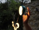 Guirlande lumineuse pour terrasse HOOP de Fermob - Bleu acapulco