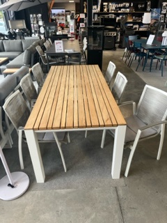 Ensemble de jardin en aluminium blanc et plateau en teck - RIGDGE - TORINO avec 6 chaises - TASTE