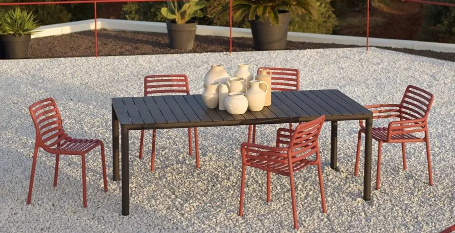 Ensemble de jardin Nardi Tevere Terre 211–275 cm et 6 Doga Marsala avec accoudoirs