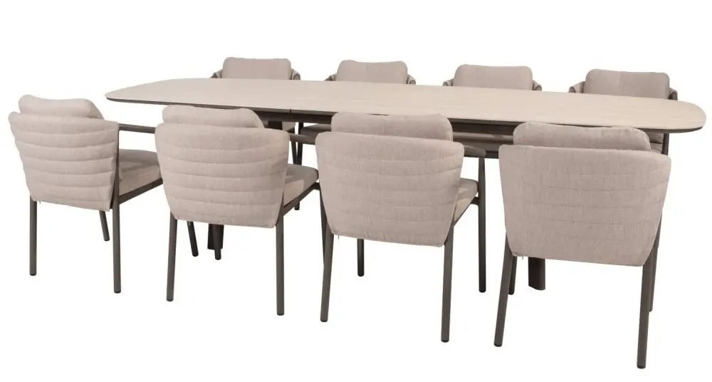 Ensemble Extensible de couleur terre: Table Manolo et 8 chaises Barolo - TASTE de 4 seasons outdoor