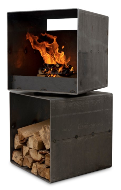 Braséro au feu de bois OUTR SQUARE 85 en acier | Foyer extérieur design avec rangement pour bois