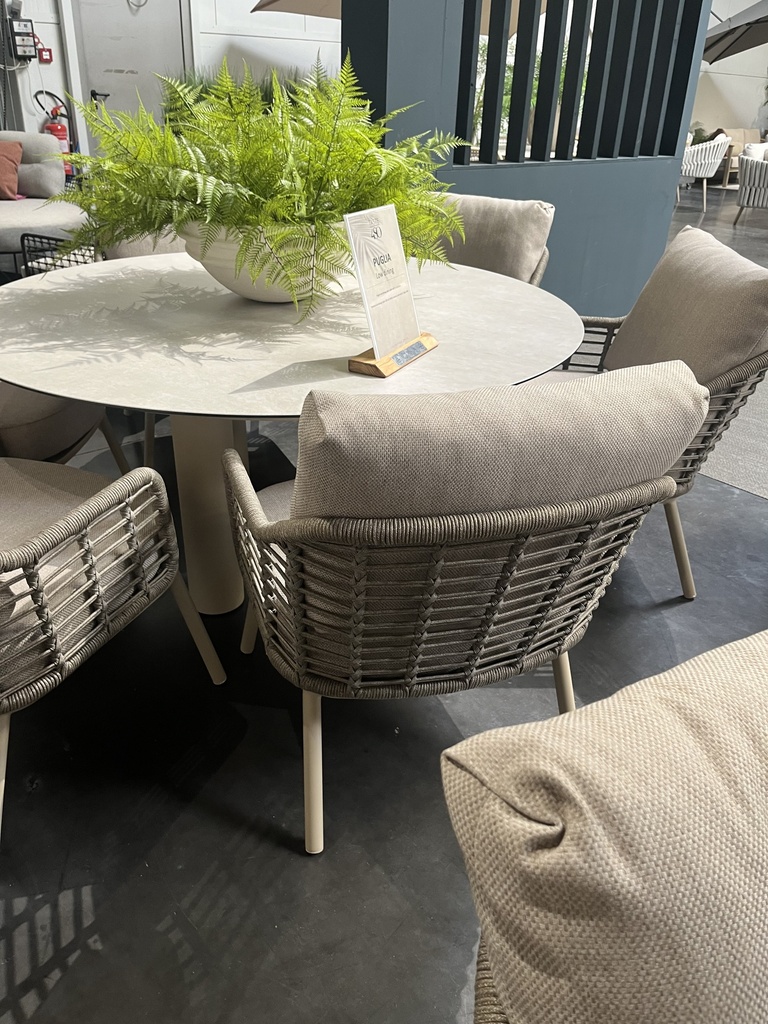 [TASTE-91628] Chaise de jardin basse PUGLIA Latte – Aluminium, rope et 2 coussins – Taste by 4 Seasons Outdoor