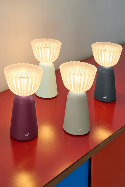 Lampe SWIING Fermob H20 cm – Lampe LED design sans fil rétro chic