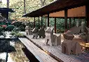 Chat de terrasse ORIGAMI - KONEKO de Vondom - Petit format H.55 cm - Couleur: CAMEL