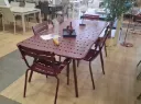 Ensemble de jardin Fermob Luxembourg cerise noire – Table + 8 chaises (dont 2 Bridge) – Belgique