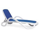 Transat Alfa Nardi blanc & bleu – Bain de soleil réglable avec accoudoirs