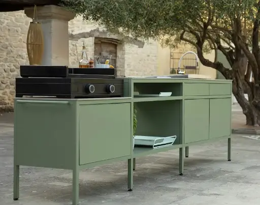 GOOSTO la généreuse - Cuisine extérieur de Fermob