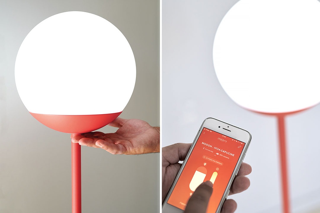 Lampadaire Fermob Mooon! H134 – lampe LED rechargeable sans fil design Tristan Lohner pour intérieur et extérieur