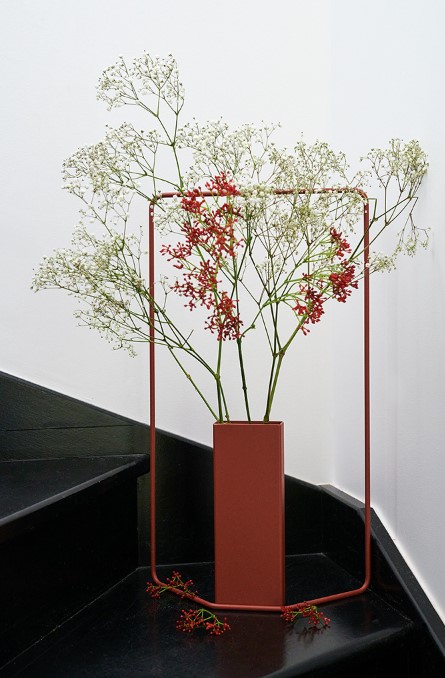 Vase rectangulaire H.62cm ITAC de Fermob - couleur: ocre rouge