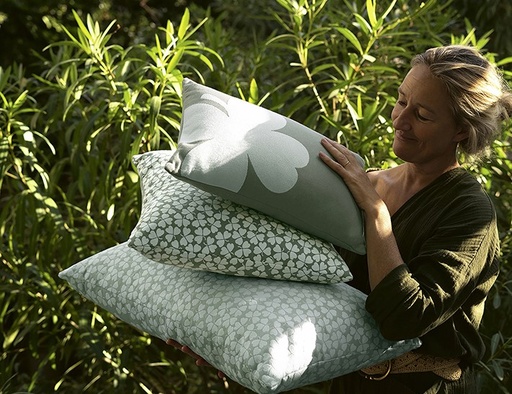 Coussin d'extérieur FERMOB - 44x30 cm - TREFLE couleur: cactus