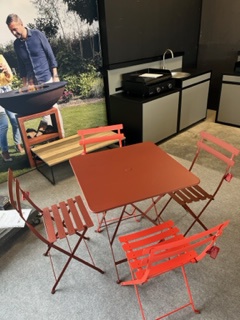 [FERMOB-024420 010120 010145] Ensemble de jardin en acier - BISTRO avec 4 chaises - FERMOB, BISTRO, 010145, 024420, 010120