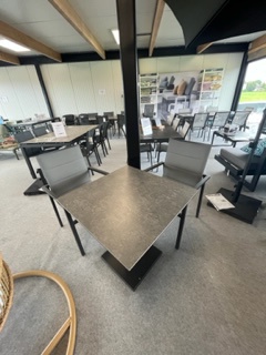[4SEASONS-91057 90446] Ensemble de jardin en aluminium/céramique - TITAN - BARI avec 2 chaises - 4 SEASONS